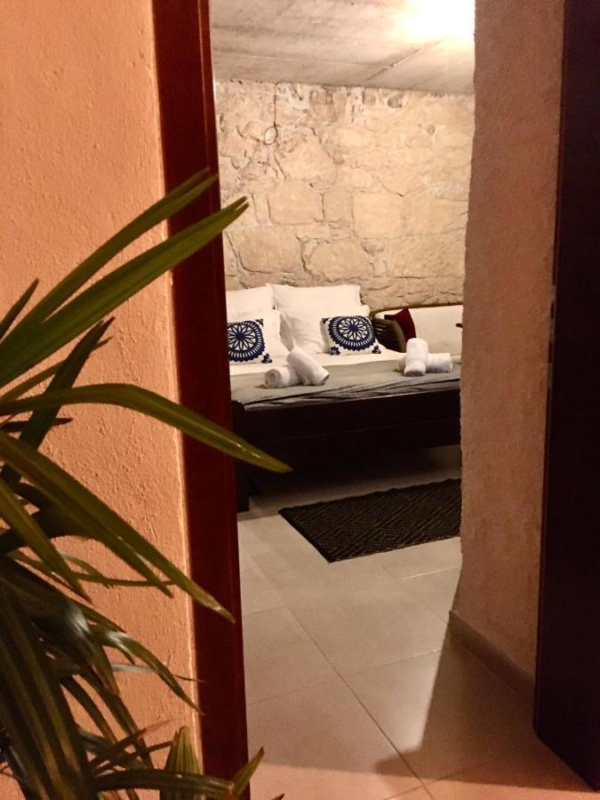 Palmera モスタル エクステリア 写真